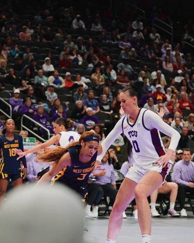 Video post by @tcuwbb on Twitter