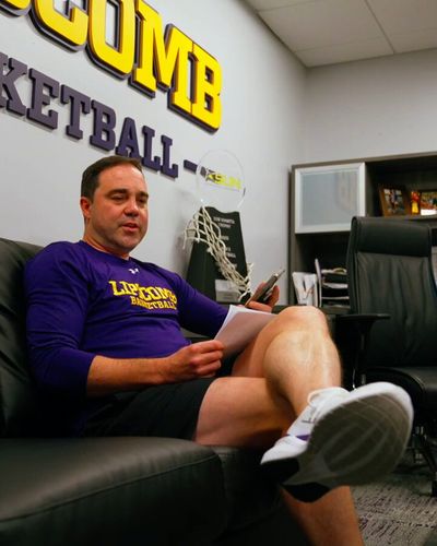 Video post by @LipscombMBB on Twitter/X