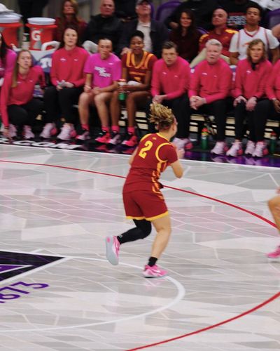 Video post by @tcuwbb on Twitter