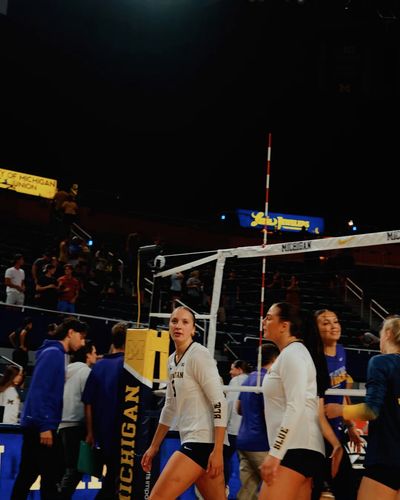 Video post by @B1GVolleyball on Twitter