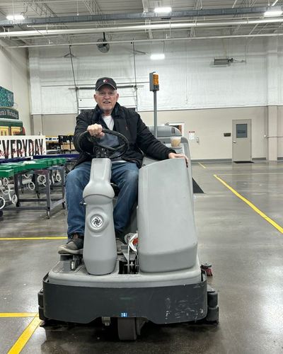 Image post by @rugglessign on Facebook