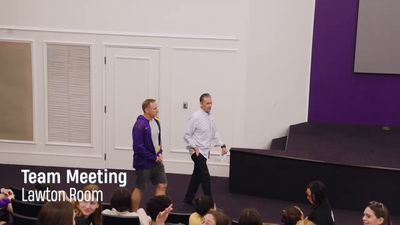 Video post by @LSUSwimDive on Twitter/X