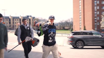 Video post by @CuseMLAX on Twitter/X