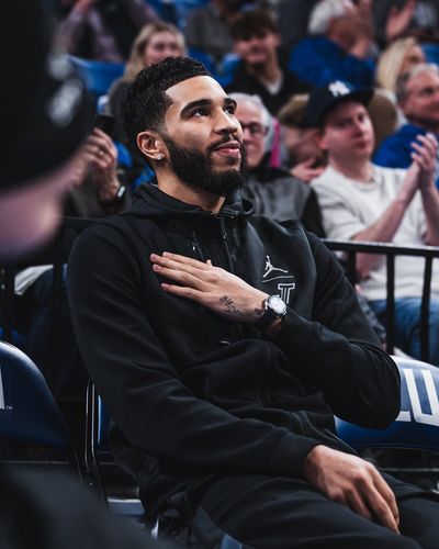 Image post by @SaintLouisMBB on Twitter/X