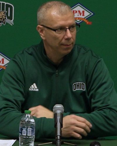 Video post by @OhioMBasketball on Twitter/X