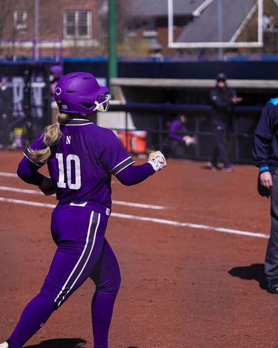 Video post by @NUSBcats on Twitter