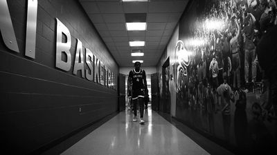 Video post by @SIU_Basketball on Twitter