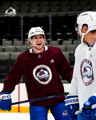 Image post by @Avalanche on Twitter