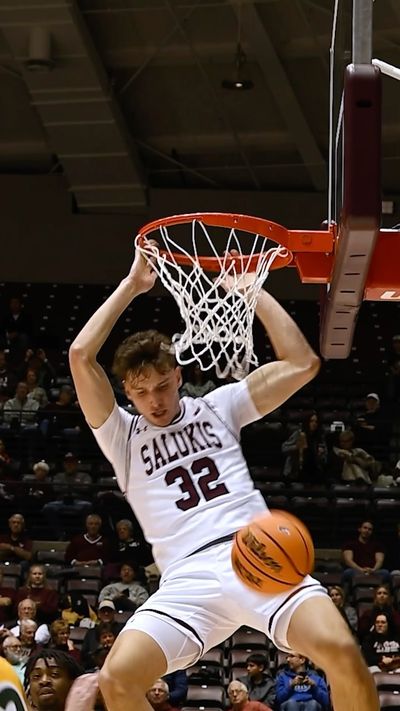 Video post by @siu_basketball on Instagram
