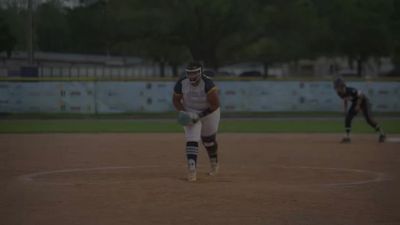 Video post by @SUsoftball_ on Twitter