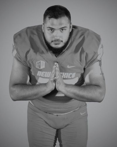 Image post by @unmlobofb on Instagram