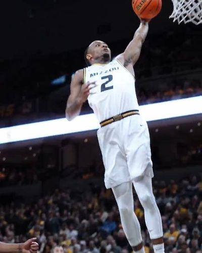 Video post by @MizzouHoops on Twitter