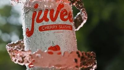 Video post by @drinkjuvee on Twitter