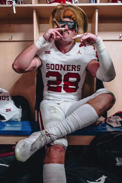 Image post by @OU_Football on Twitter