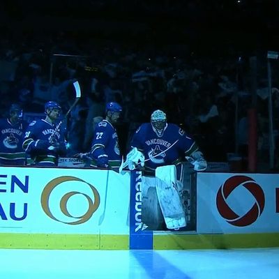 Video post by @Canucks on Twitter