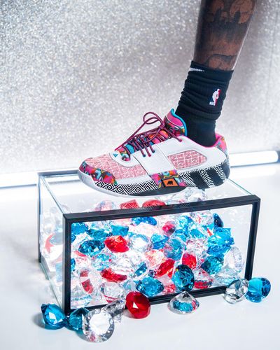 Image post by @nbakicks on Instagram
