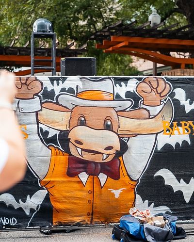 Image post by @texaslonghorns on Instagram