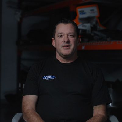 Video post by @StewartHaasRcng on Twitter