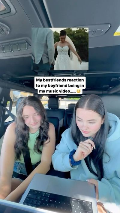 Video post by @laurenspencersmith on Instagram