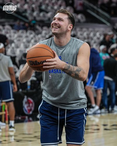 Image post by @dallasmavs on Instagram