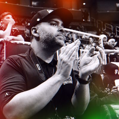 10:60 Designs /Adrian "Lobo" Figueroa