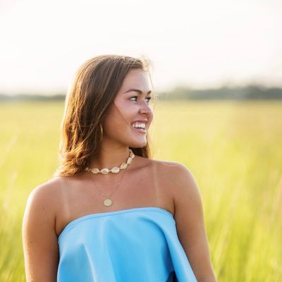 B E L L A 🦋🧿💎