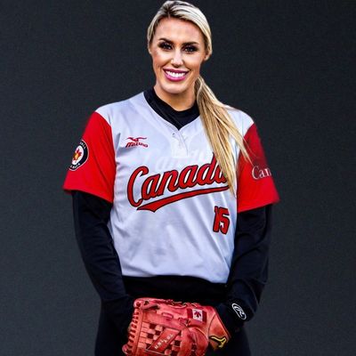 𝐃𝐚𝐧𝐢𝐞𝐥𝐥𝐞 𝐋𝐚𝐰𝐫𝐢𝐞 🇨🇦 𝐎𝐋𝐘