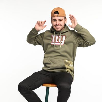 Dom Mazola