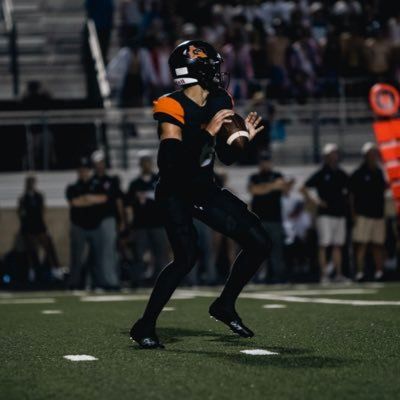 Hauss Hejny (Hoss HAY-nee)