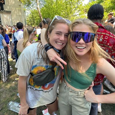 Isabelle (Izzy) Scane