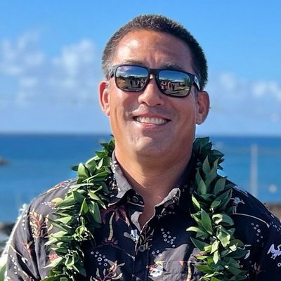 Mayor Derek Kawakami