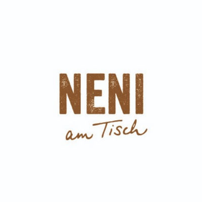 NENI am Tisch 