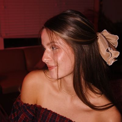 Phoebe Lyons