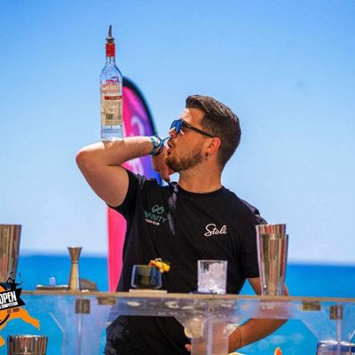 Pietro Puccio 🍸  Flair Bartender