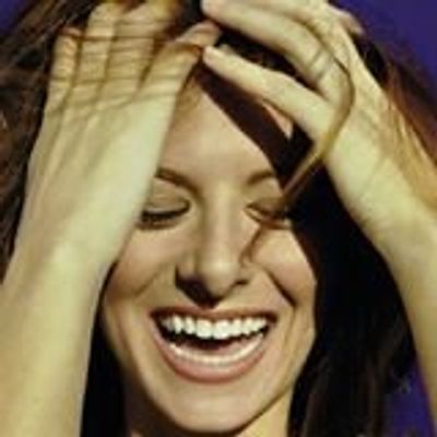 Debra Messing