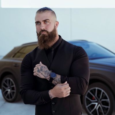 Tyler Holt | Hybrid Athlete & Trainer