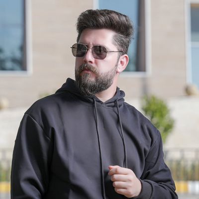 المصور حسين فاضل