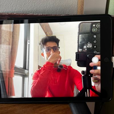 SAURABH SINGH | AI Tools & Tips