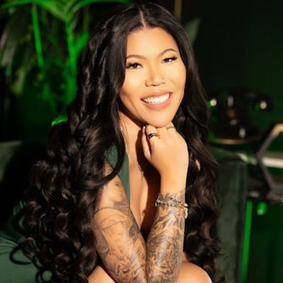 Alexis M VonDeak