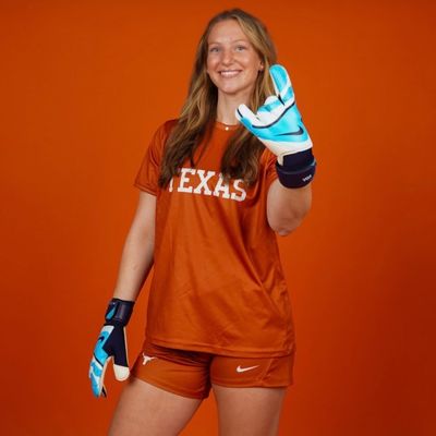 Caroline Dill ✰