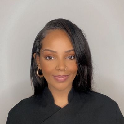 Courtney Cole | London | PMU Specialist & Educator