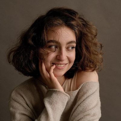 Daria AI Creator & Video Editor
