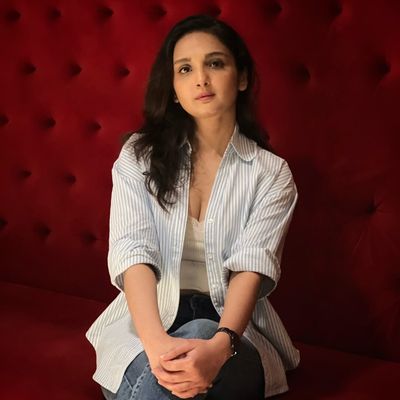Devika💫