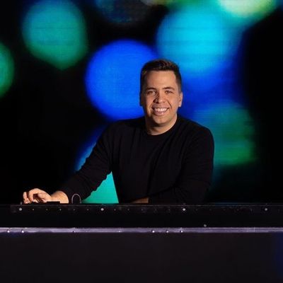 DANNY DEE