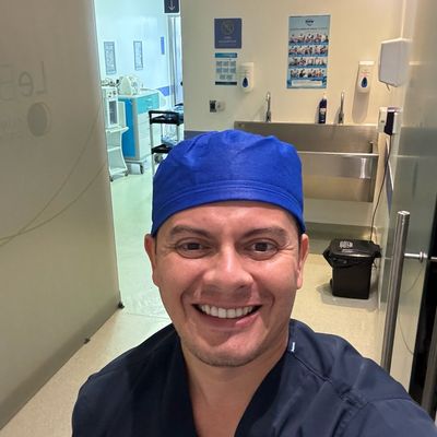 Dr. Diego Ovalle
