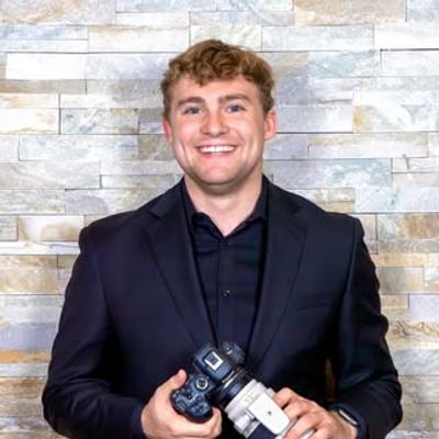 Dylan Lindsey | Photographer & Designer