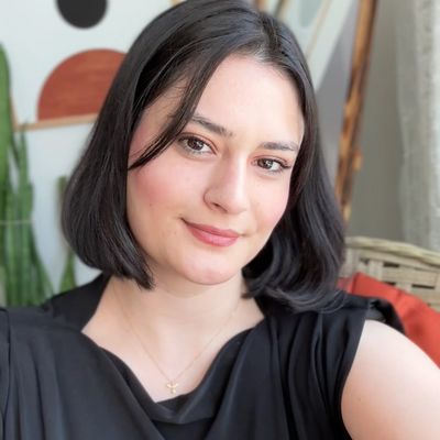 Esra Nur