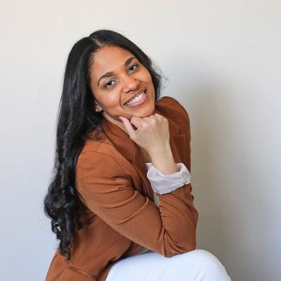 Gieshala Joy | Digital Marketing Mentor