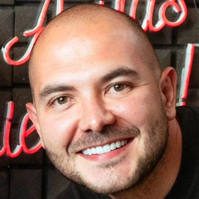 Juan Garzon ● PODCAST EMPRENDIMIENTO ● Buzo Certificado