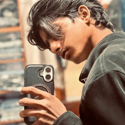 Aakiv Khan